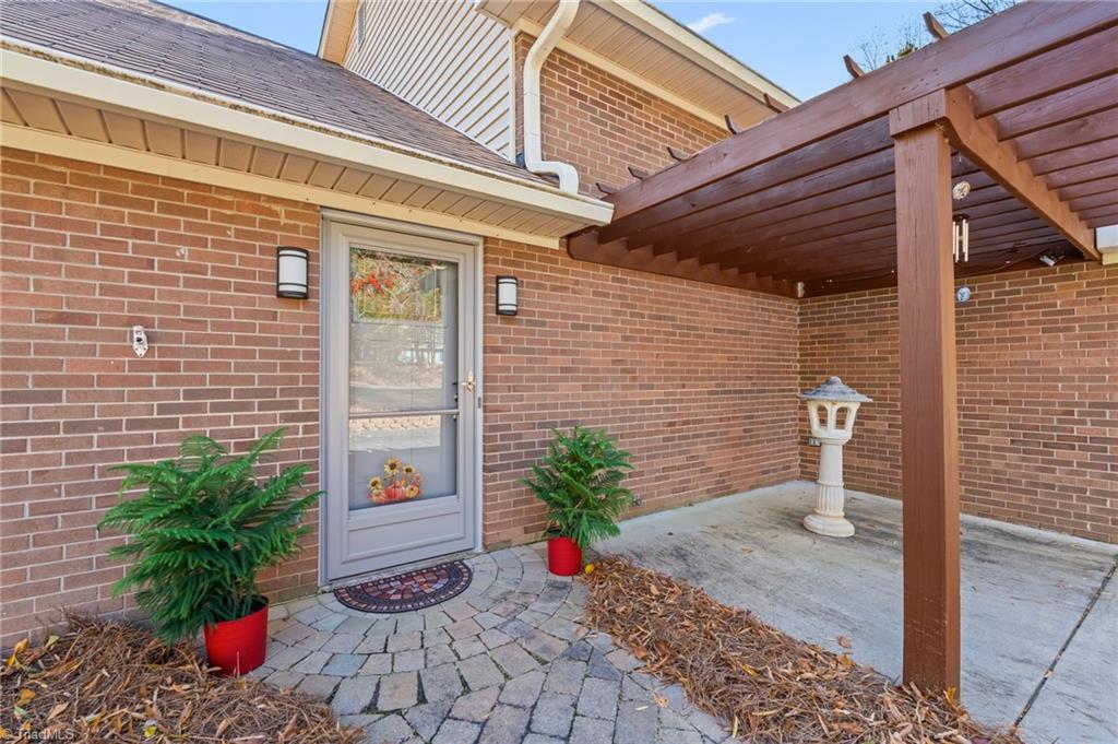 Photo of 1428 Woodford Road, Lewisville, NC 27023 (MLS # 1201990)