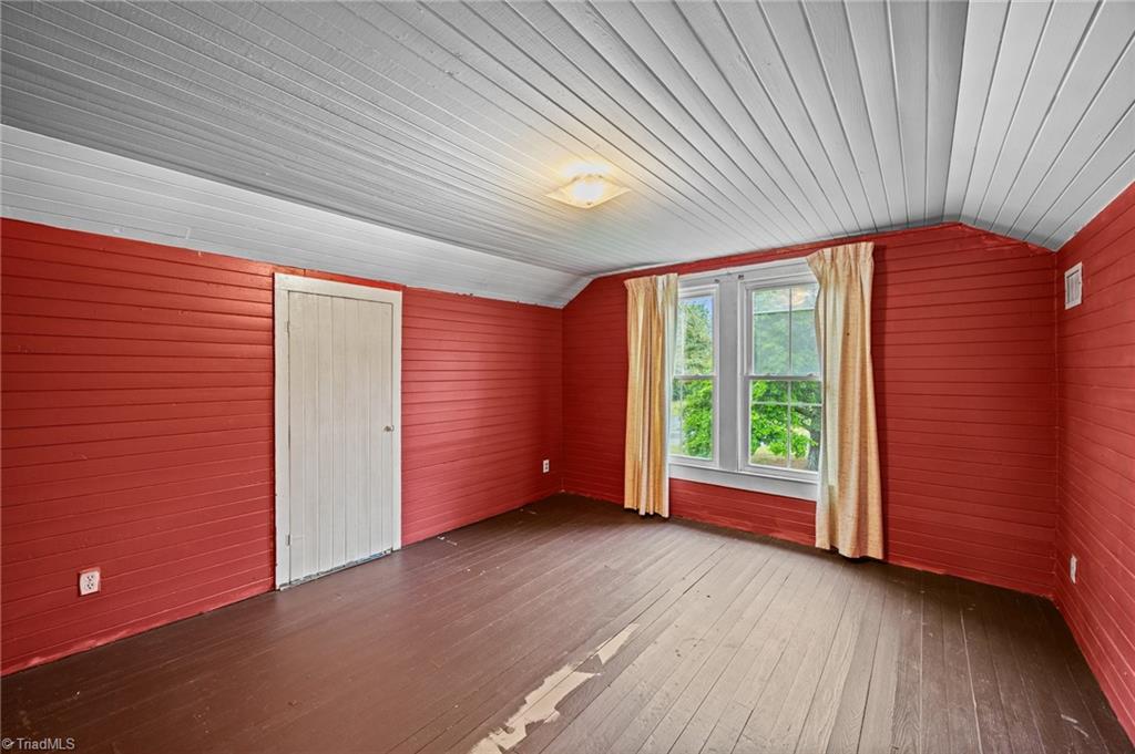 1925 Old Plank Road, Sophia, North Carolina image 27