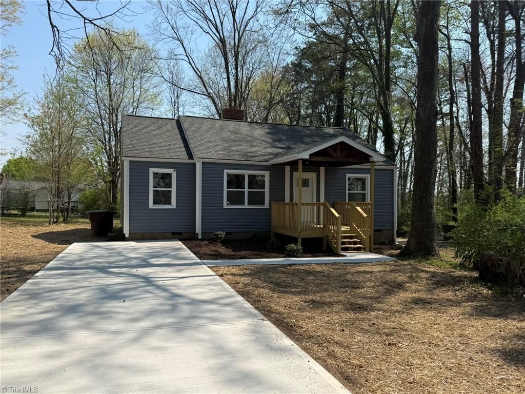 Photo of 2219 OBrien Street, Greensboro, NC 27404 (MLS # 1214057)