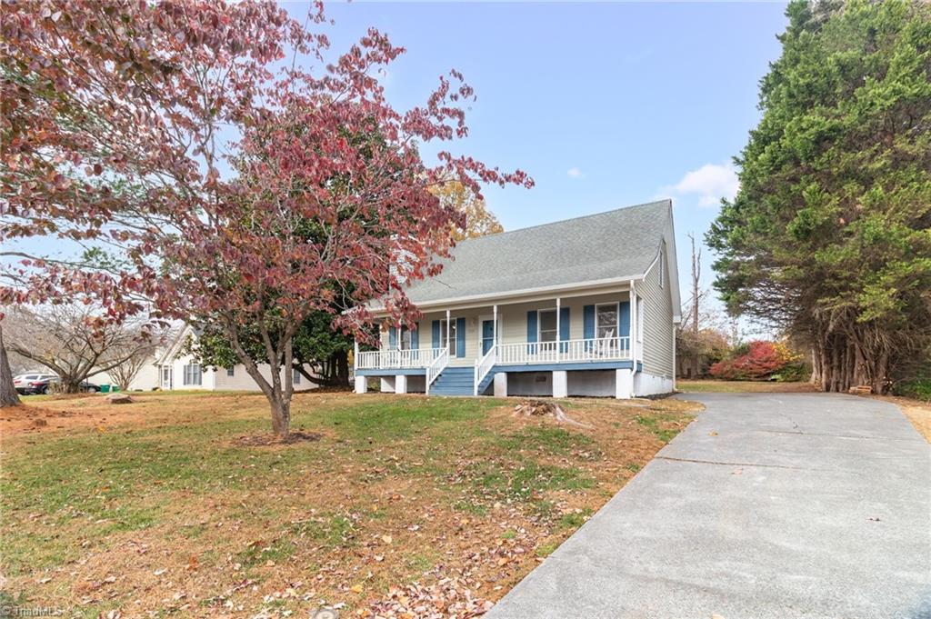 5529 Moravian Heights Lane