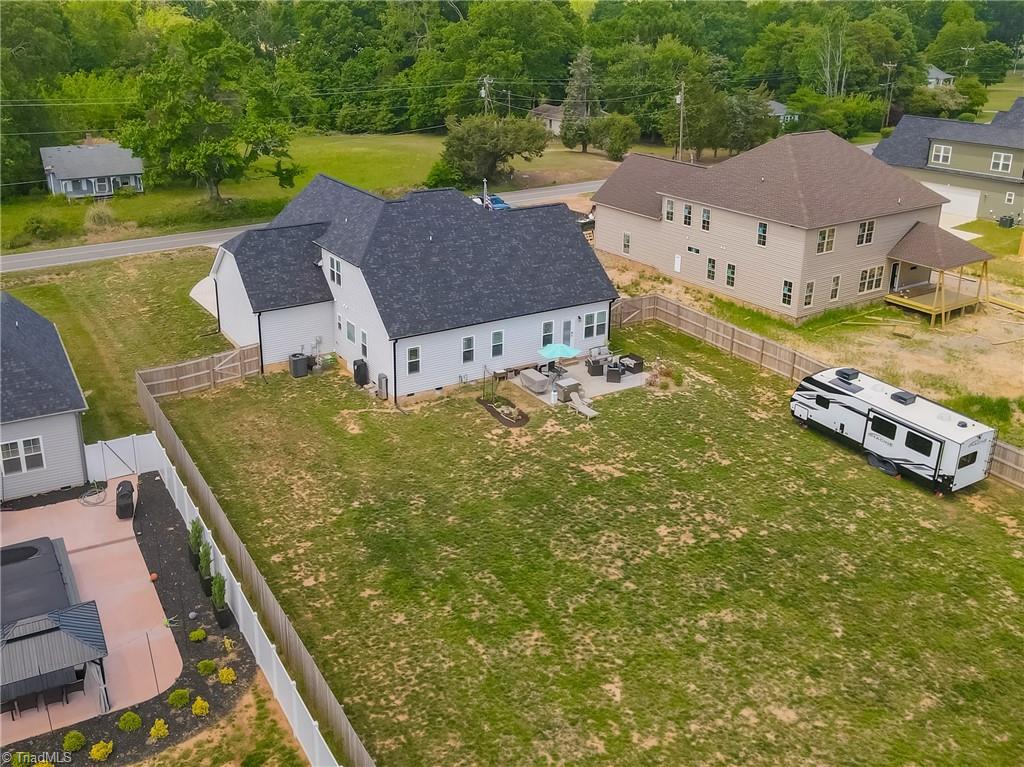 8424 Fairgrove Church Road, Browns Summit, North Carolina image 39