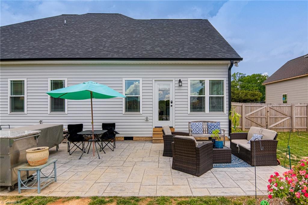 8424 Fairgrove Church Road, Browns Summit, North Carolina image 33