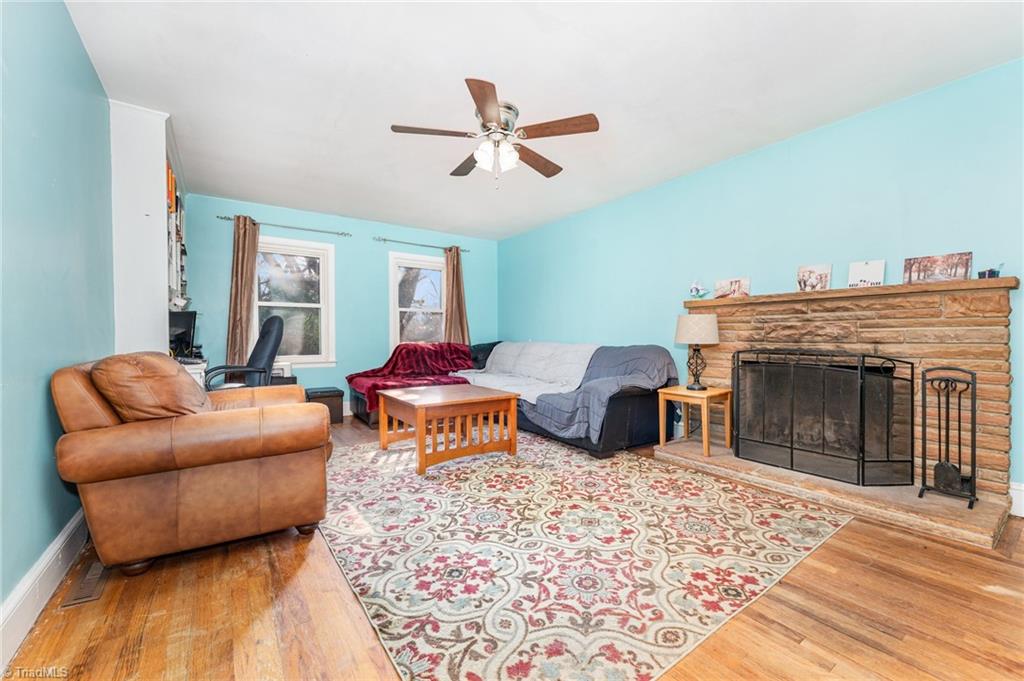 323 Western Boulevard