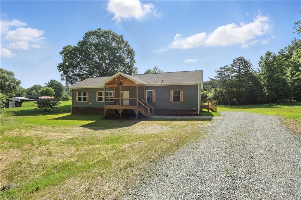 Photo of 2847 Motsinger Road, Winston-Salem, NC 27107 (MLS # 1183703)