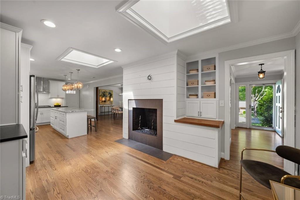 Winston-Salem, North Carolina 27106, United States, 4 Bedrooms Bedrooms, ,3 BathroomsBathrooms,Residential,Active,12619