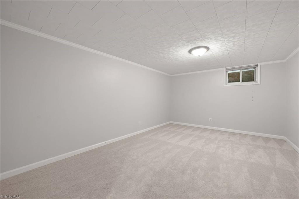 Winston-Salem, North Carolina 27106, United States, 4 Bedrooms Bedrooms, ,3 BathroomsBathrooms,Residential,Active,12619