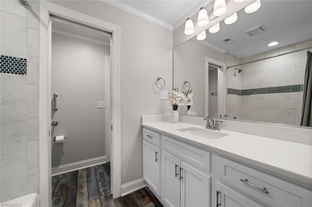 Winston-Salem, North Carolina 27106, United States, 4 Bedrooms Bedrooms, ,3 BathroomsBathrooms,Residential,Active,12619