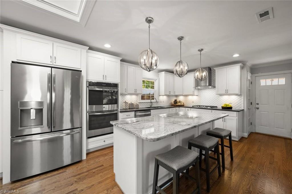 Winston-Salem, North Carolina 27106, United States, 4 Bedrooms Bedrooms, ,3 BathroomsBathrooms,Residential,Active,12619