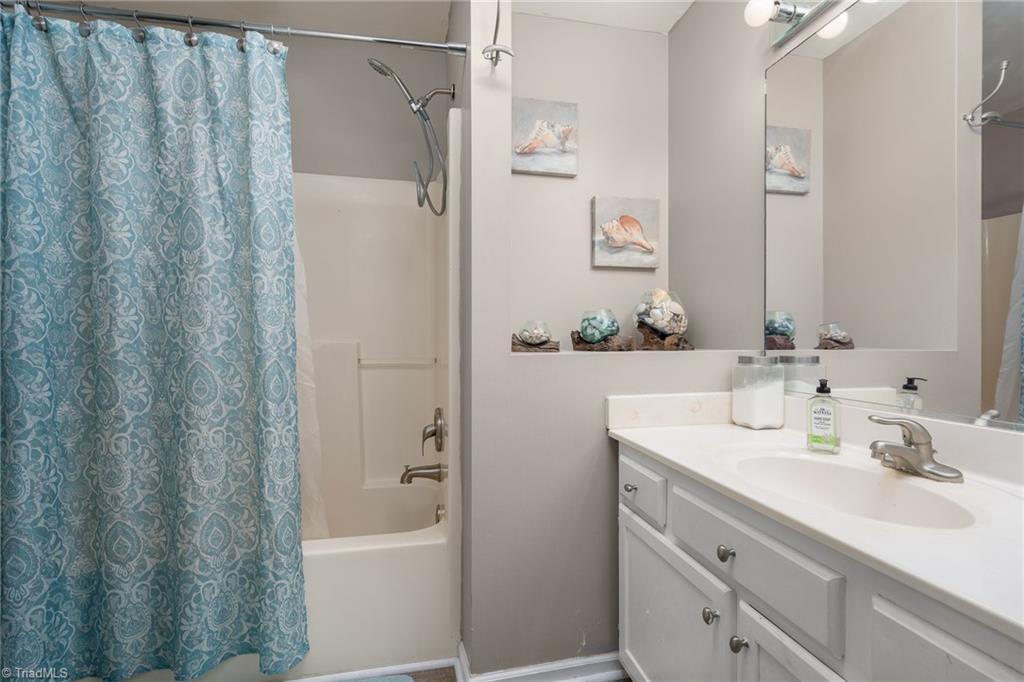 100 Andrea Drive, Jamestown, North Carolina image 22