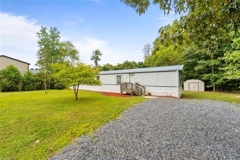 Mobile Home For Sale - 4919 Old Greensboro Road<br/> Randolph County, Randleman, NC 27317