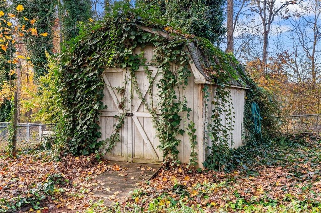 Greensboro, North Carolina 27410, United States, 3 Bedrooms Bedrooms, ,3 BathroomsBathrooms,Residential,Active,242504