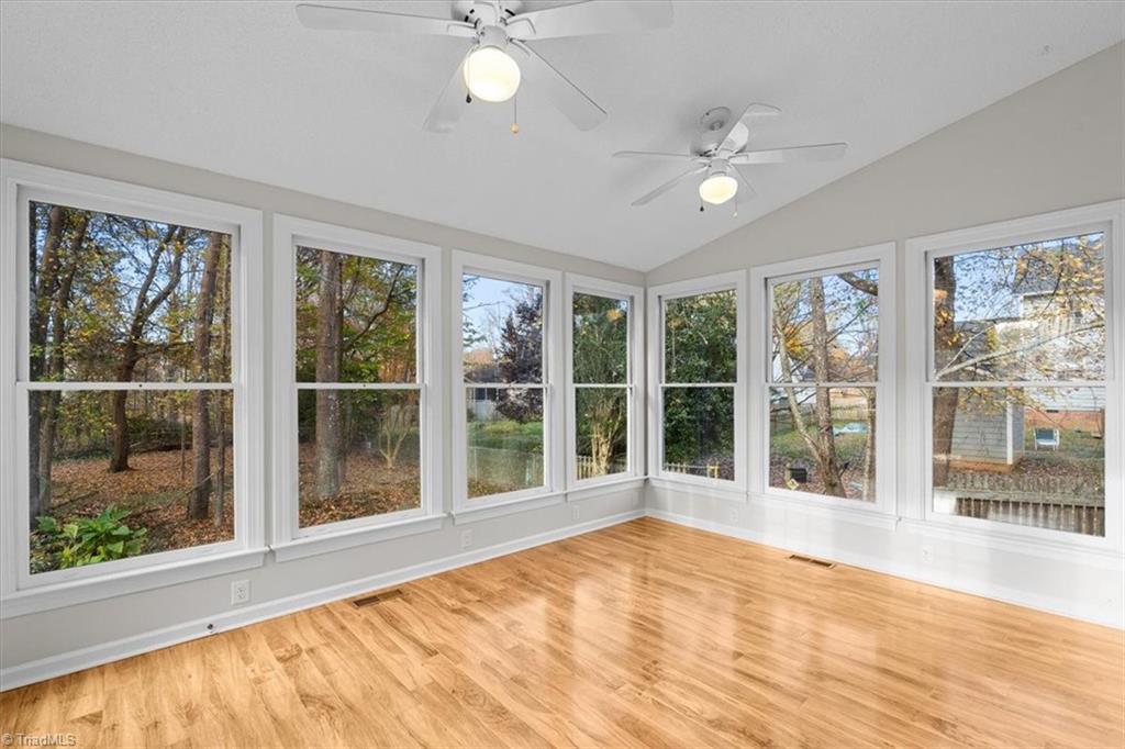 Greensboro, North Carolina 27410, United States, 3 Bedrooms Bedrooms, ,3 BathroomsBathrooms,Residential,Active,242504