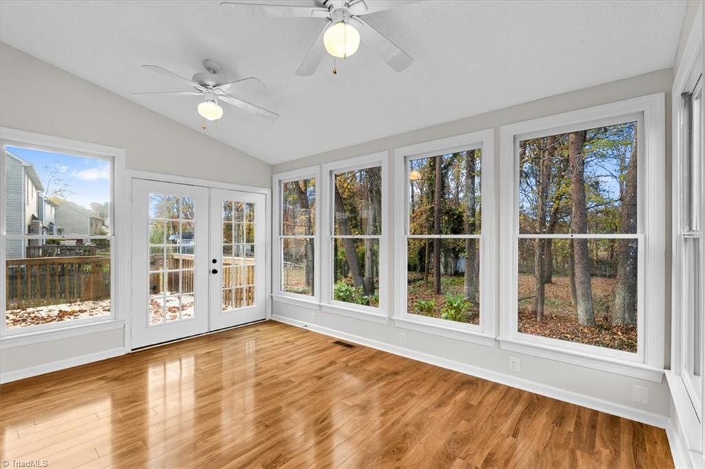 Greensboro, North Carolina 27410, United States, 3 Bedrooms Bedrooms, ,3 BathroomsBathrooms,Residential,Active,242504