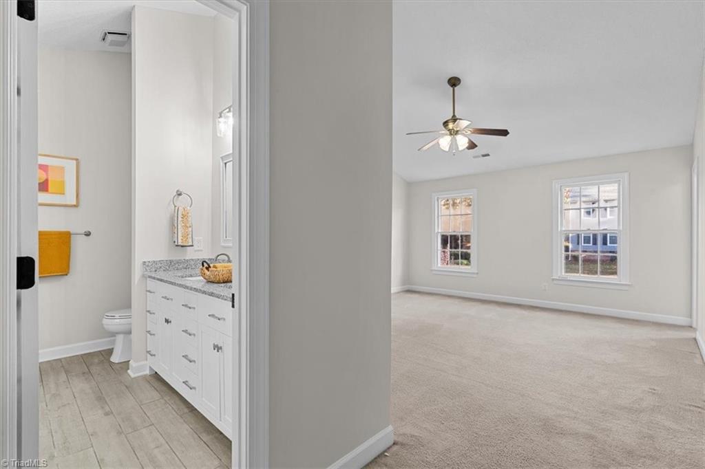 Greensboro, North Carolina 27410, United States, 3 Bedrooms Bedrooms, ,3 BathroomsBathrooms,Residential,Active,242504