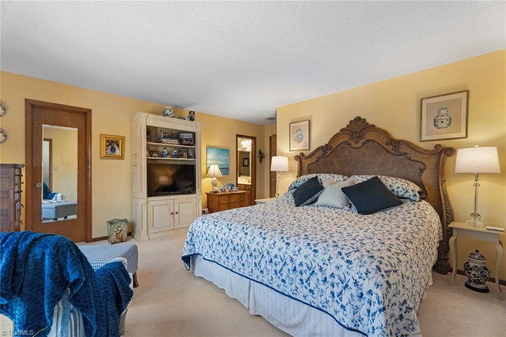 Winston-Salem, North Carolina 27103, United States, 3 Bedrooms Bedrooms, ,3 BathroomsBathrooms,Residential,Active,87891