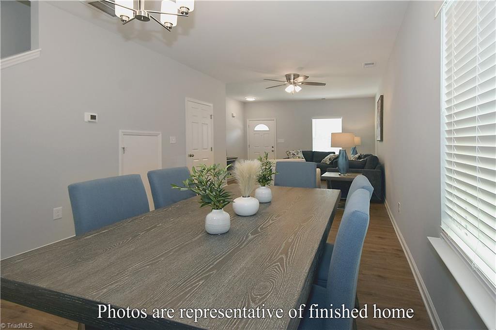 Greensboro, North Carolina 27405, United States, 3 Bedrooms Bedrooms, ,3 BathroomsBathrooms,Residential,Active,179043