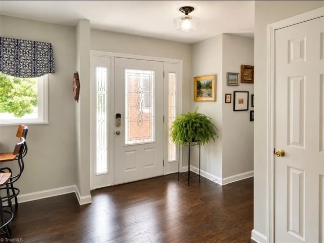 474 Surry Gadsberry Road, photo 5 of 48
