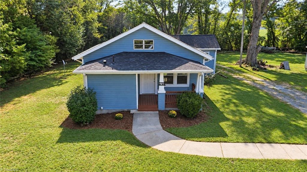 Photo of 3725 New Walkertown Road, Winston-Salem, NC 27105 (MLS # 1236391)