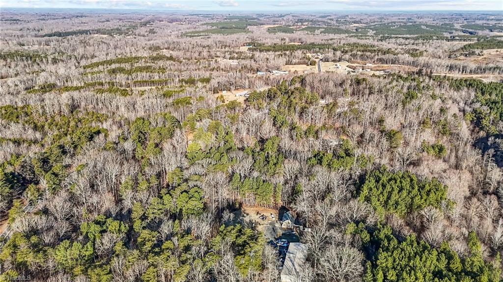 Wagon Wheel Road, Reidsville, North Carolina image 6