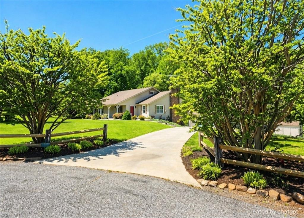 Photo of 101 Ridgewood Drive, North Wilkesboro, NC 28659 (MLS # 1217063)