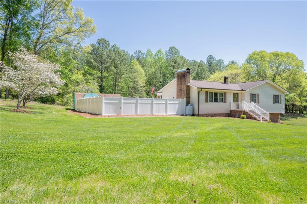 195 Old Farm Lane, Mocksville, North Carolina image 8
