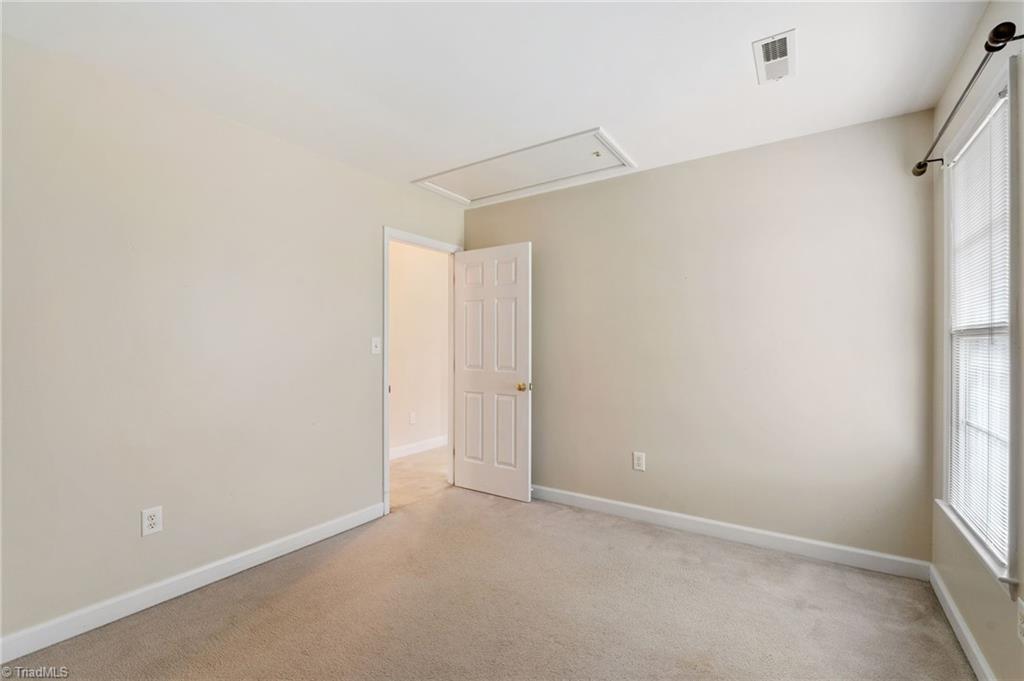 7705 Haw Meadows Drive, Kernersville, North Carolina image 30