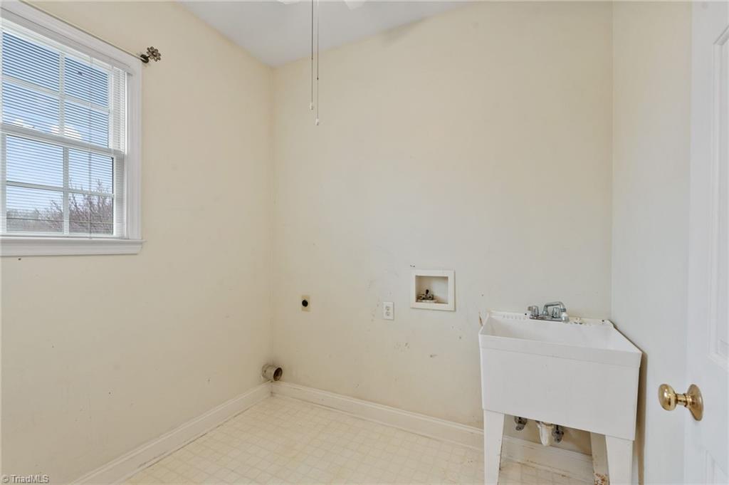 7705 Haw Meadows Drive, Kernersville, North Carolina image 32