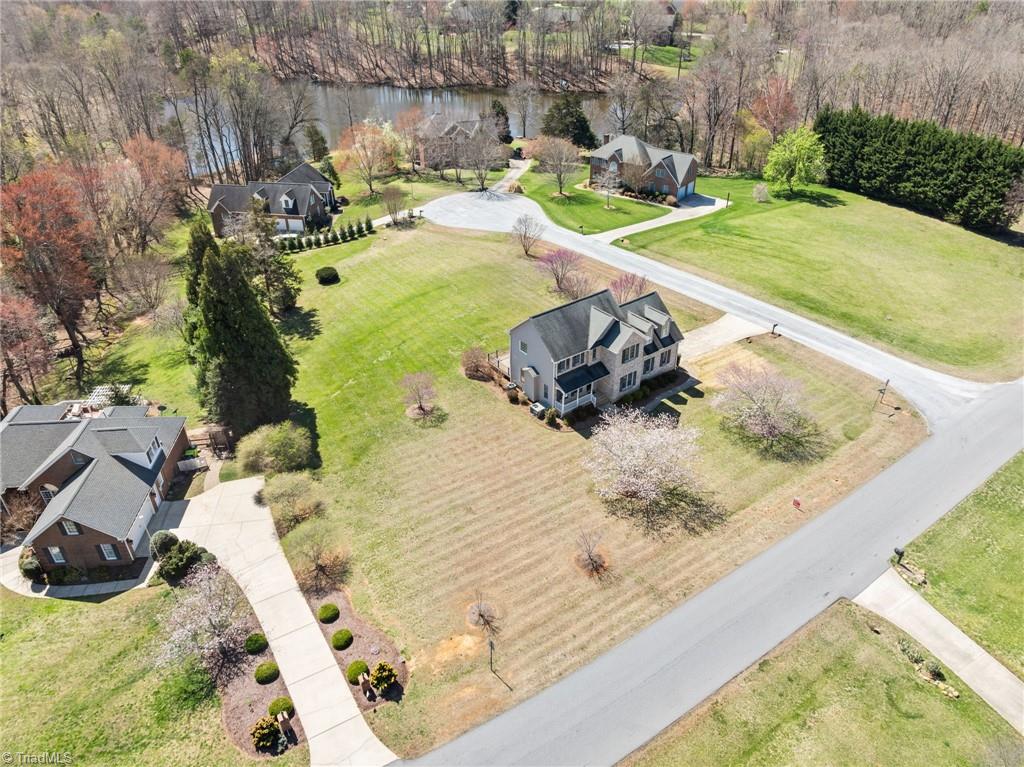 7705 Haw Meadows Drive, Kernersville, North Carolina image 47