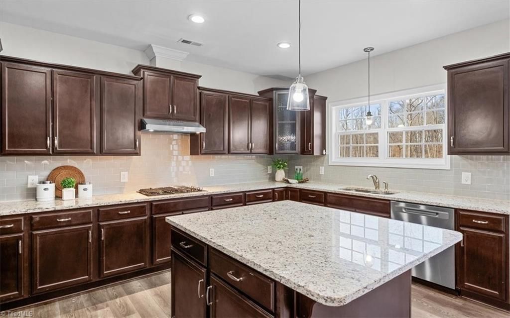 Photo of 2908 Fernley Court, High Point, NC 27262 (MLS # 1206716)