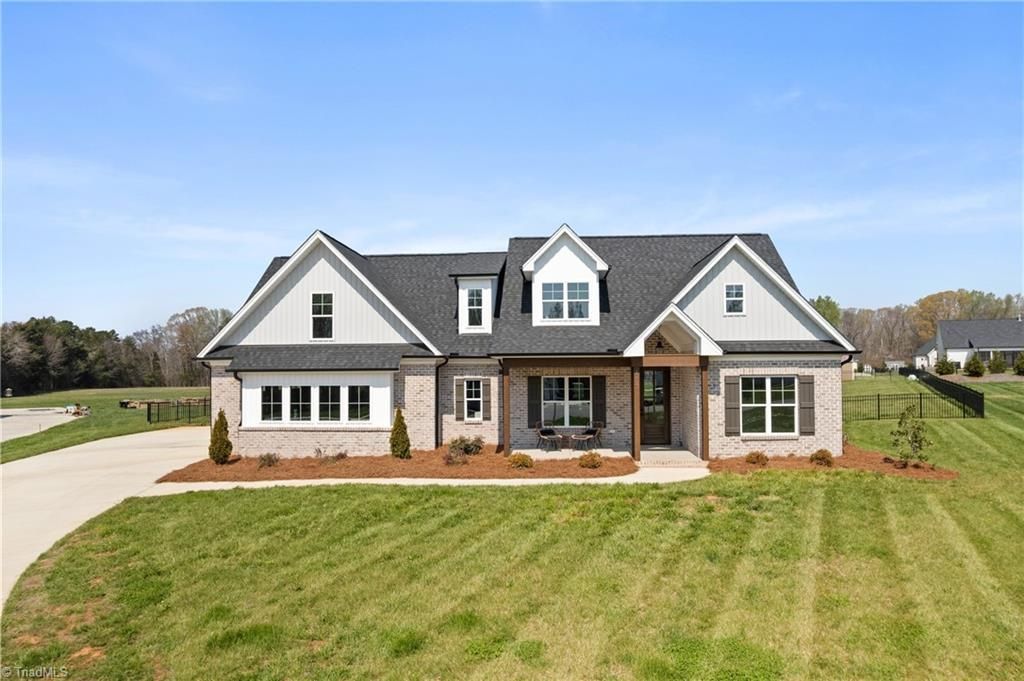 Photo of 162 Meeting House Lane, Advance, NC 27006 (MLS # 1207980)