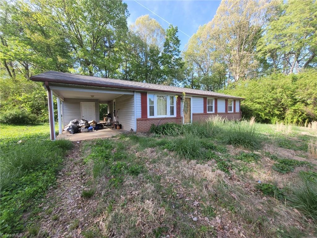 255 Shatley Orchard Street, North Wilkesboro, North Carolina image 1