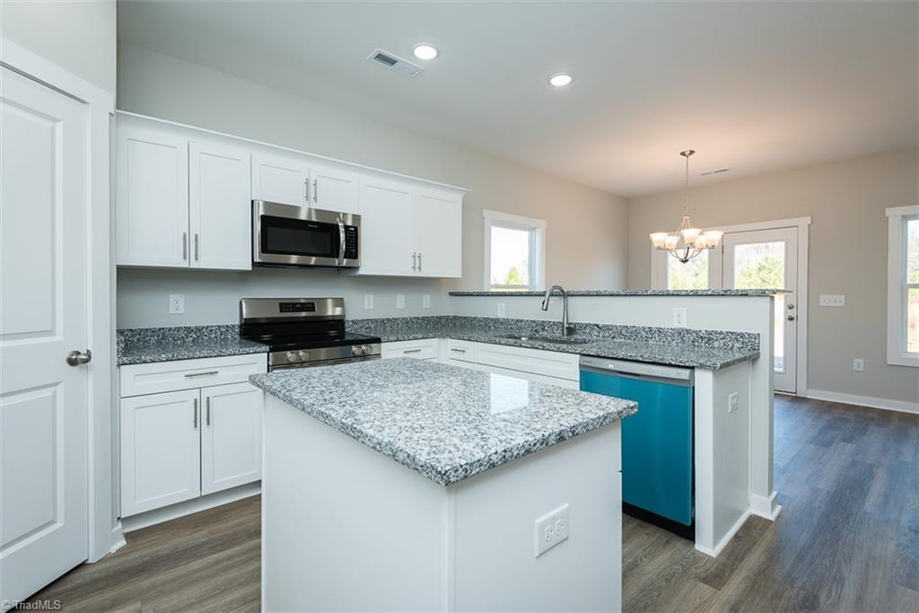 2803 Ricolden Trail