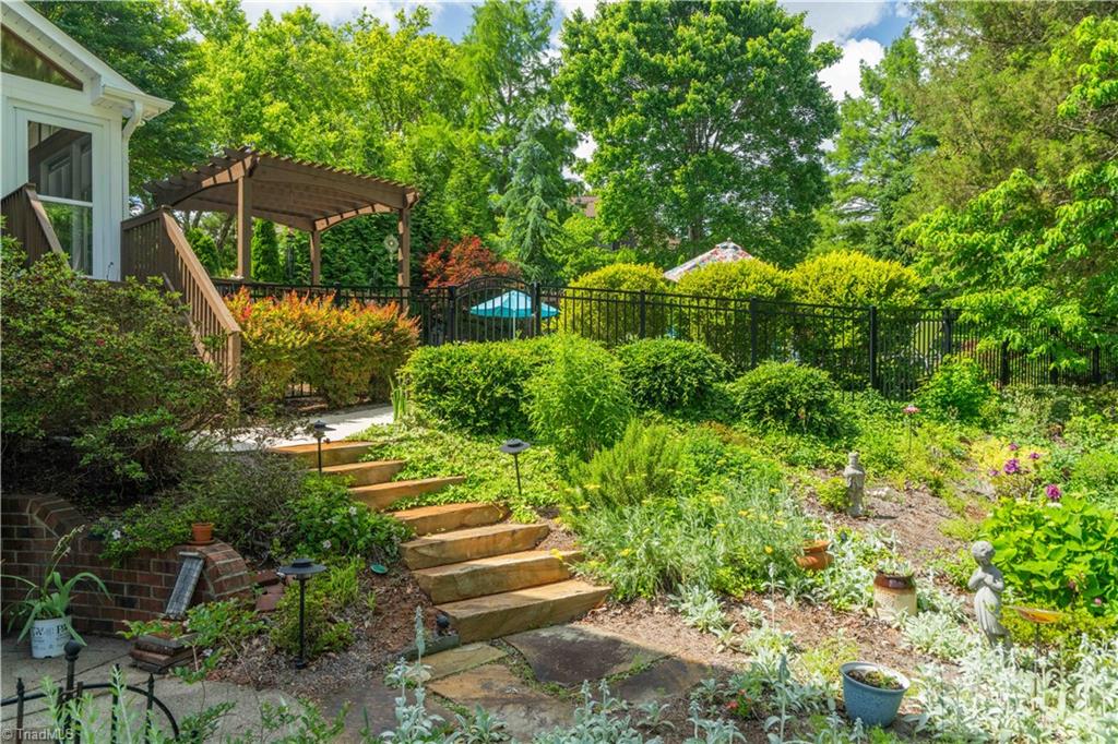 8116 Glengarriff Road, Clemmons, North Carolina image 6