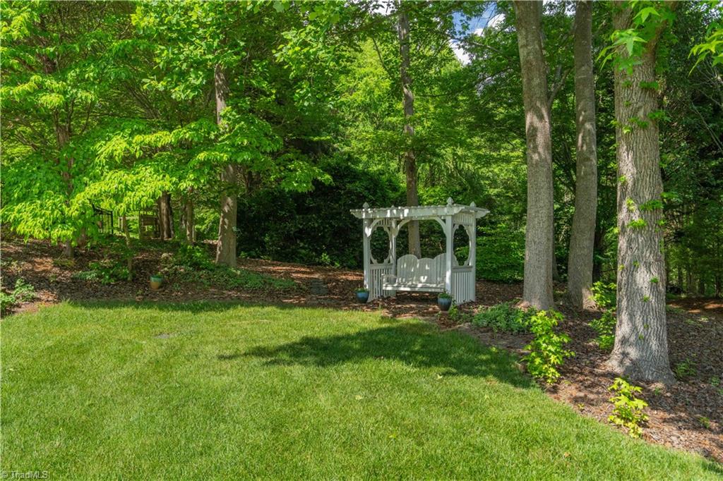 8116 Glengarriff Road, Clemmons, North Carolina image 7