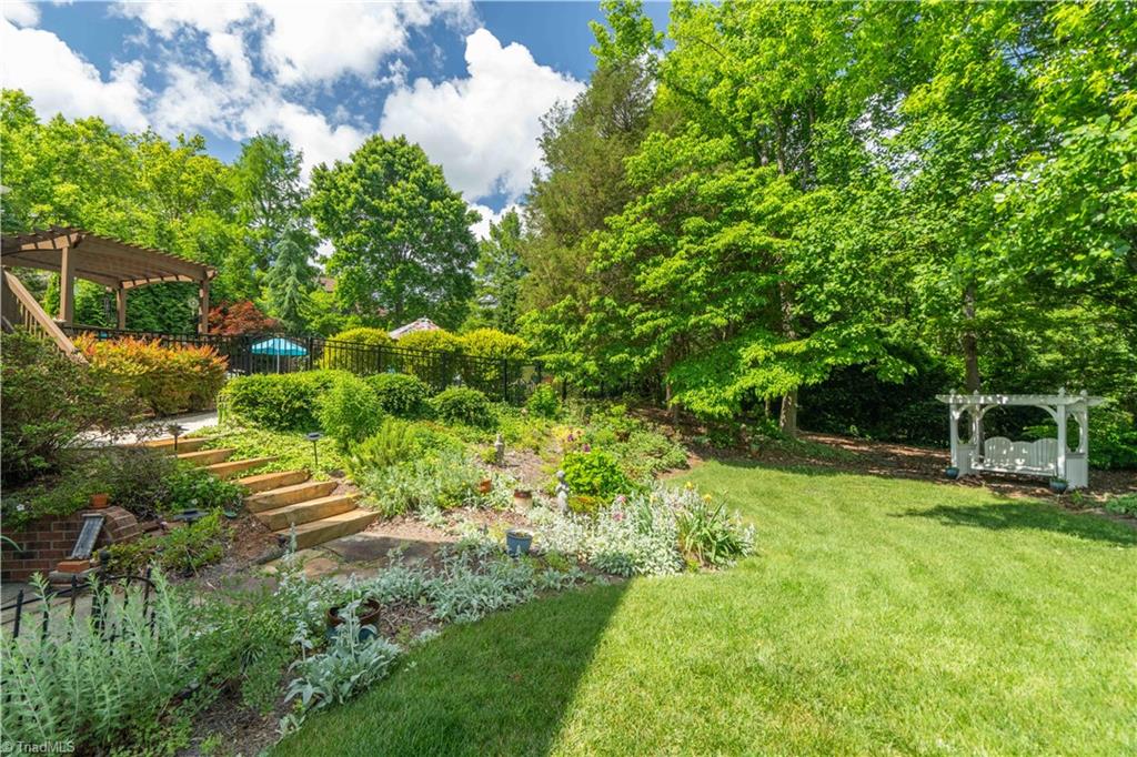 8116 Glengarriff Road, Clemmons, North Carolina image 5