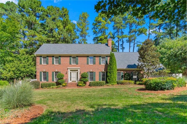 3600 WALDENBROOK RD, GREENSBORO, NC 27407 - Image 8e07da5fd5f5ffcecb9b008be930c88d/3244316003