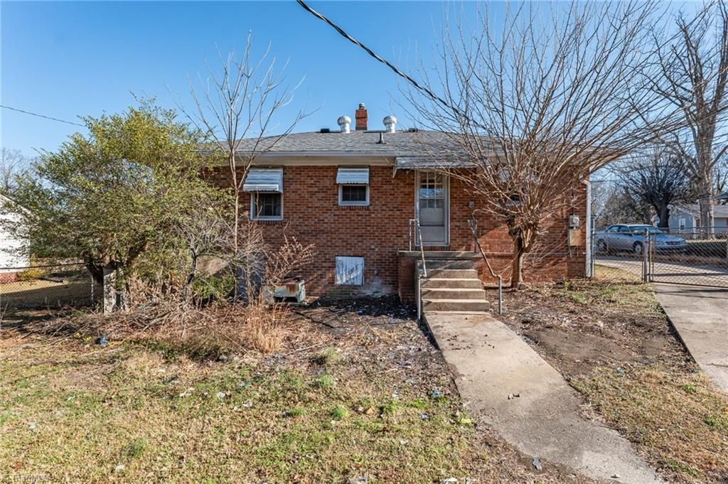 Photo of 1307 Fairview Street, Greensboro, NC 27405 (MLS # 1203727)