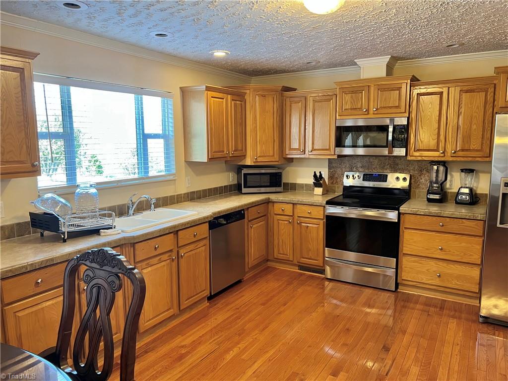 Photo 7 of 46 of 119 Southridge Lane mobile home