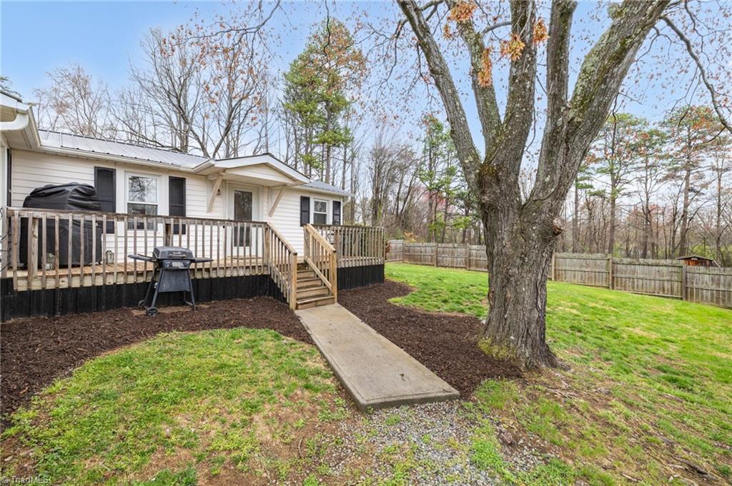 321 Poe Street, Madison, North Carolina image 23