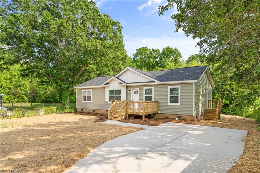 7518 Shallowford Road, Lewisville, North Carolina image 2