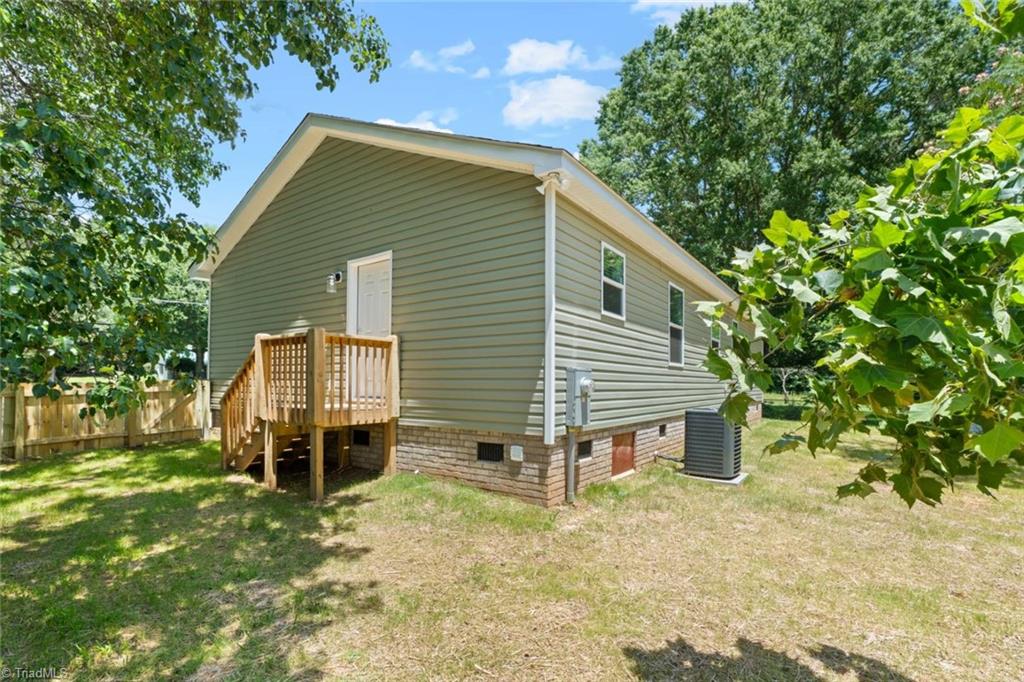 Lewisville, North Carolina 27023, United States, 2 Bedrooms Bedrooms, ,2 BathroomsBathrooms,Residential,Active,5080