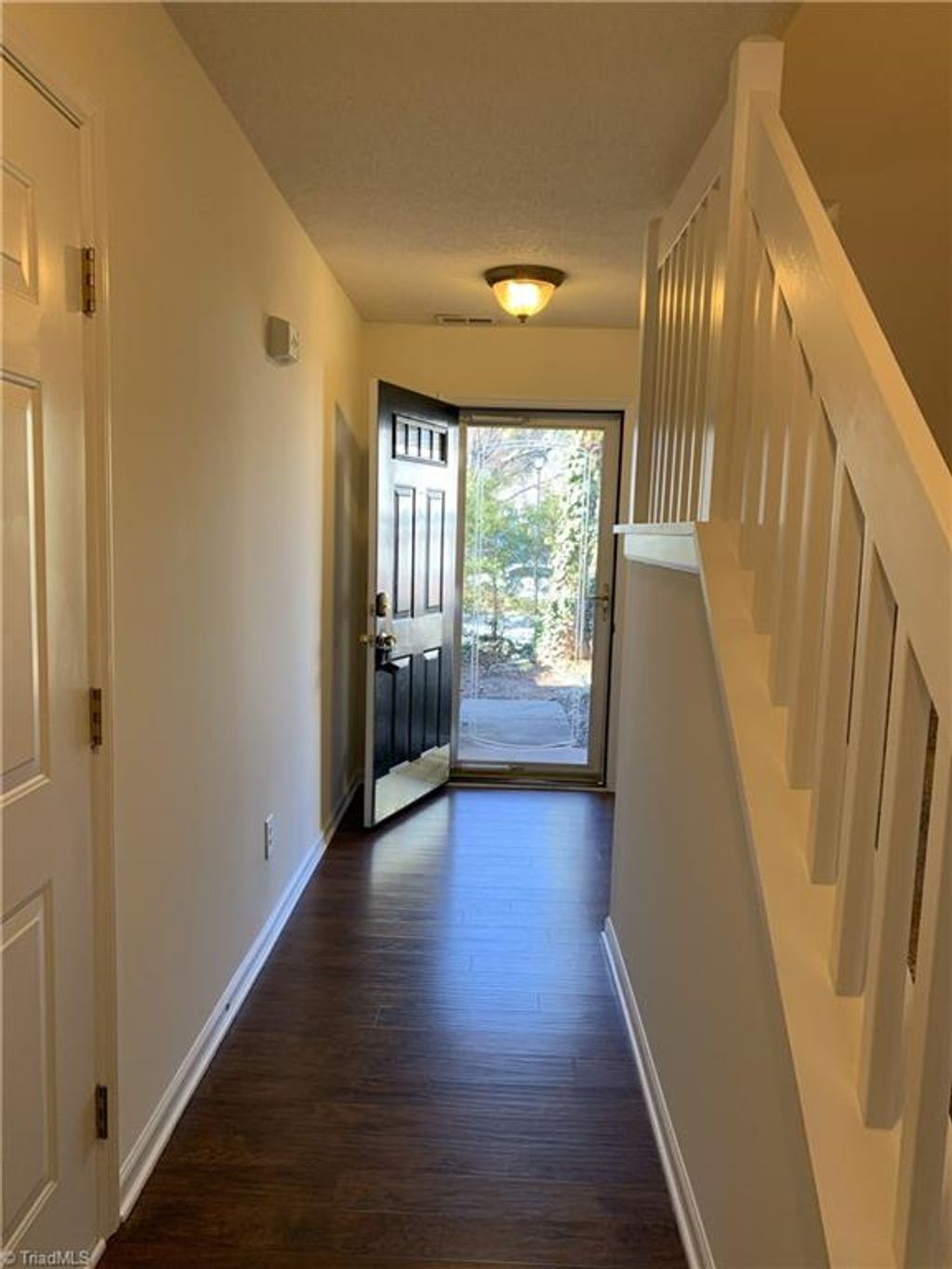 Photo of 17 Pickwick Place, Greensboro, NC 27407 (MLS # 1210570)