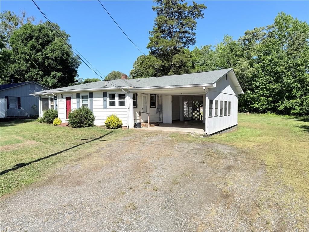Photo of 375 County Home Road, Lexington, NC 27292 (MLS # 1219139)