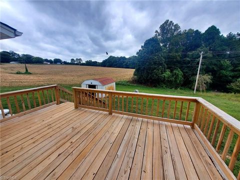 A home in Mount Airy