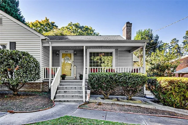 810 Worth Street, photo 2 of 44
