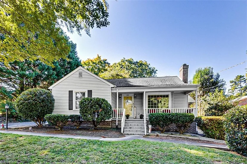 810 Worth Street, photo 1 of 44