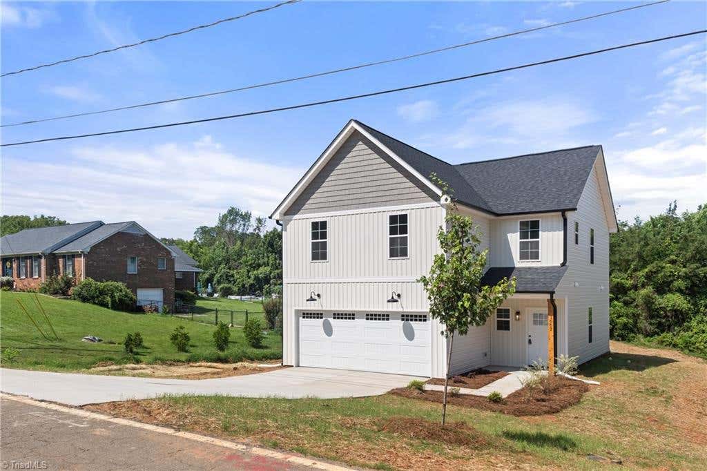 Photo of 1667 Ralee Drive, Winston-Salem, NC 27127 (MLS # 1230241)