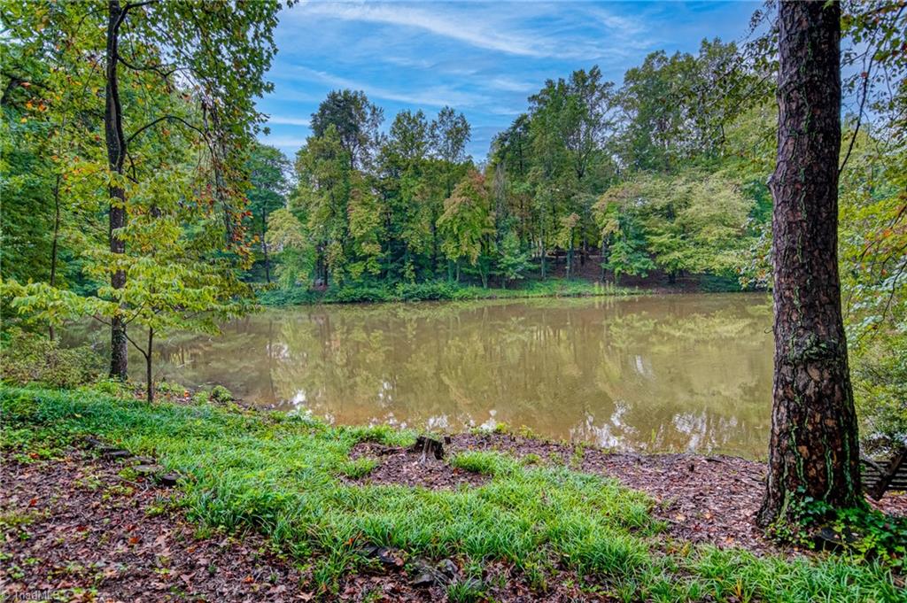 1209 Westminster Drive, Greensboro, North Carolina image 40