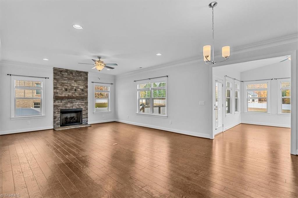 7722 Northwest Meadows Drive