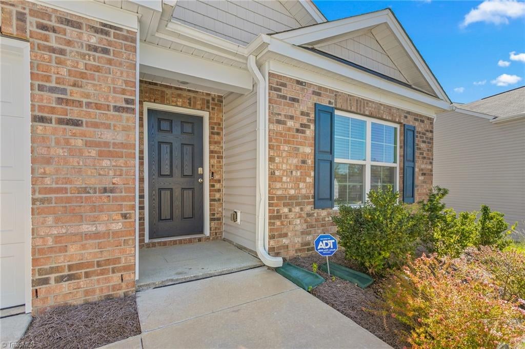 Photo of 5026 Crest Court, Trinity, NC 27370 (MLS # 1236308)